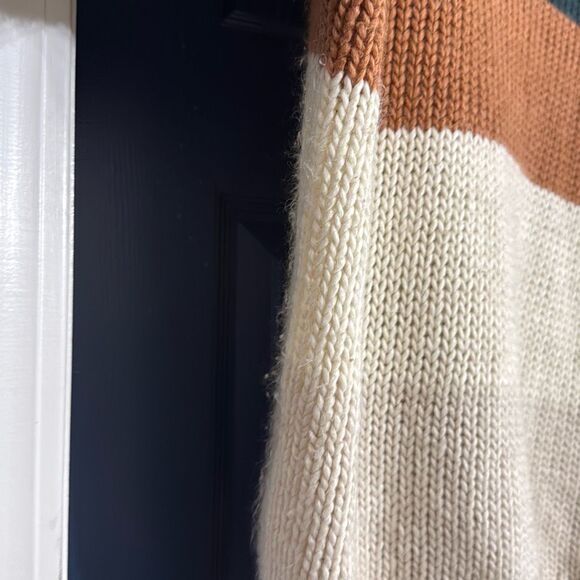 Elodie Color Block Fall Sweater Size L - Picture 4 of 6